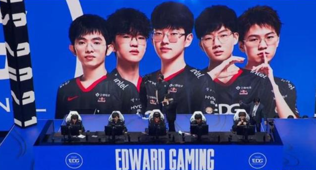 在争取成绩 在争取成绩