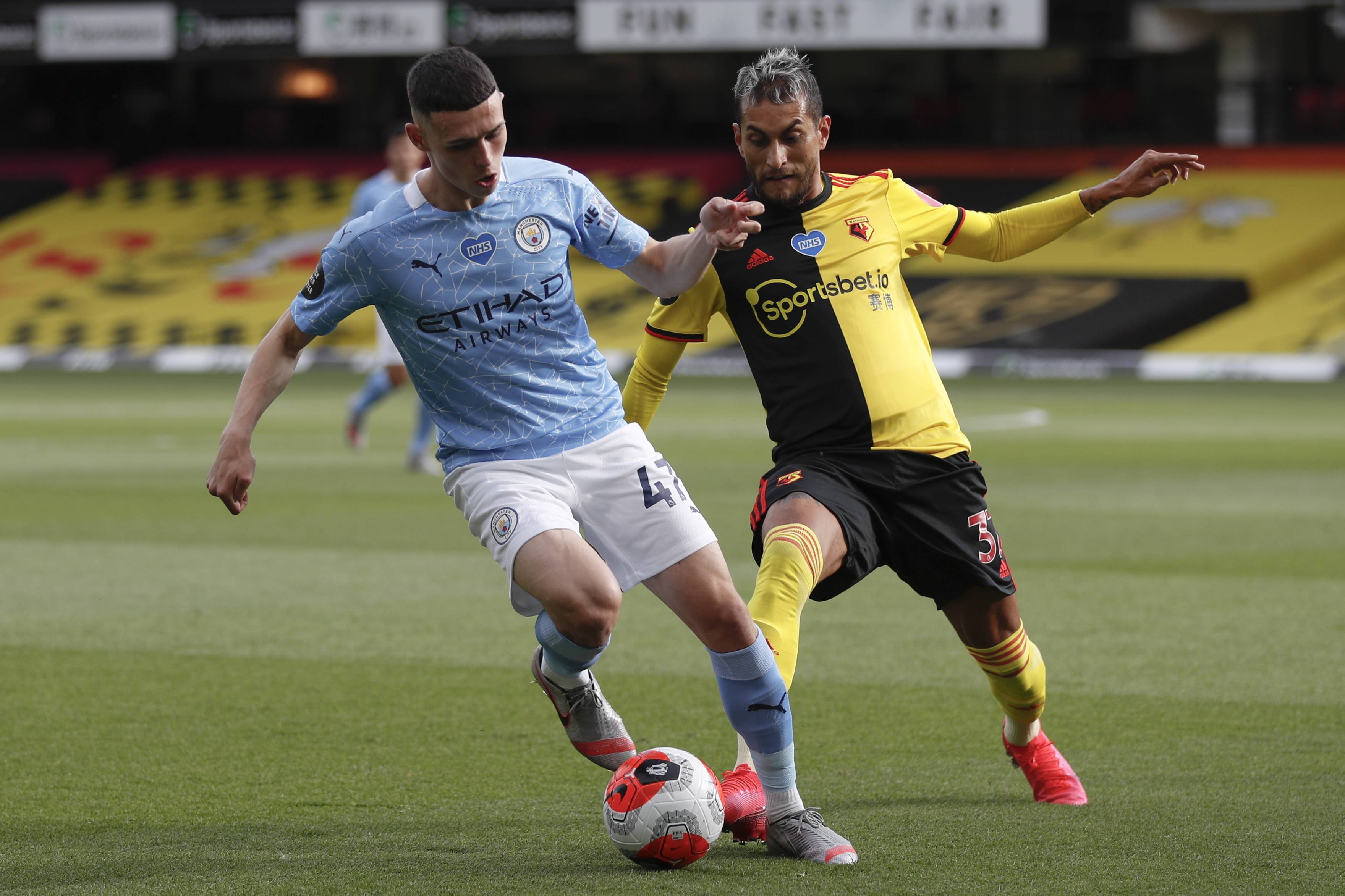 的喧嚣短暂 的喧嚣短暂